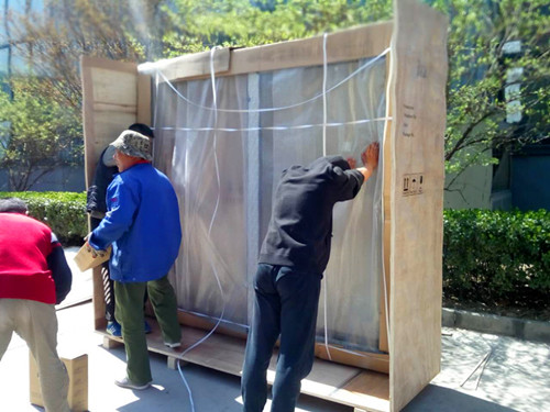 裝貨現(xiàn)場 (5)